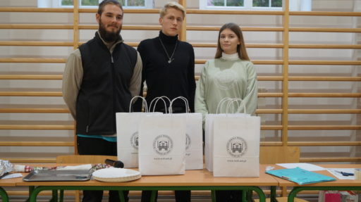 Otrzęsiny klas pierwszych Zespołu Szkół Elektronicznych i Informatycznych w Giżycku