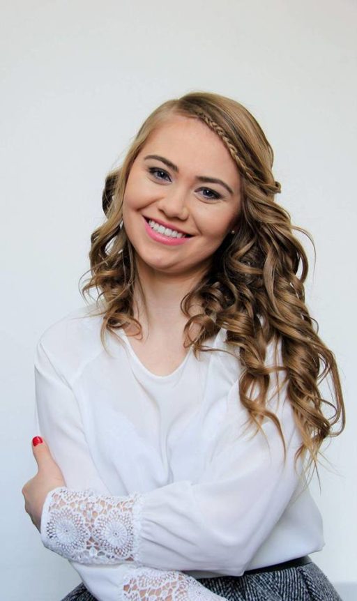 SZCZUR Amelia