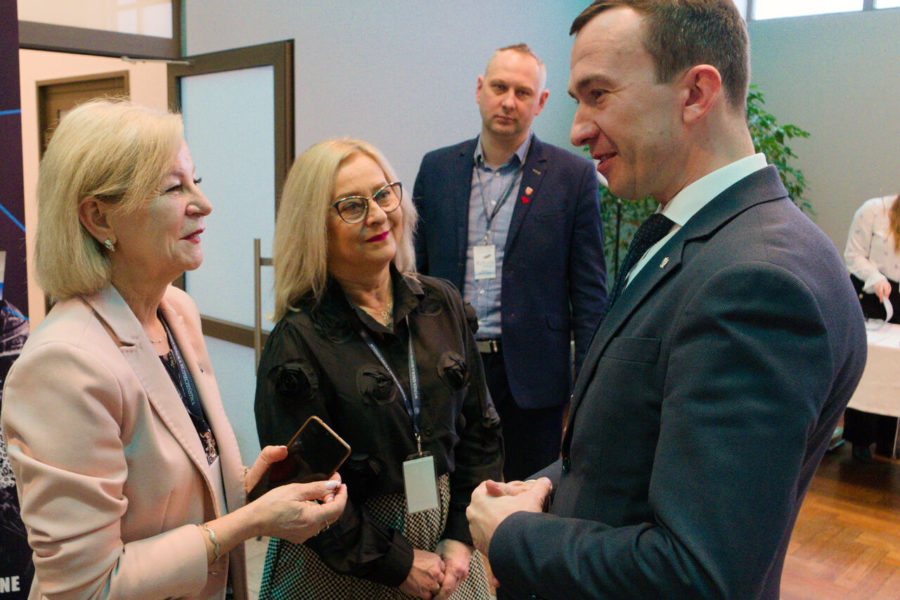 mgr Magdalena Gutkowska - VII Międzynarodowa Konferencja Naukowa Kultura Pokoju Kultura Granic