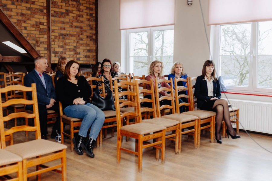 Konferencja metodyczna Jak uczyć lepiej Humanista wobec wyzwań współczesnej edukacji- ośrodek doskonalenia zawodowego w Bartoszycach - studenci WSB