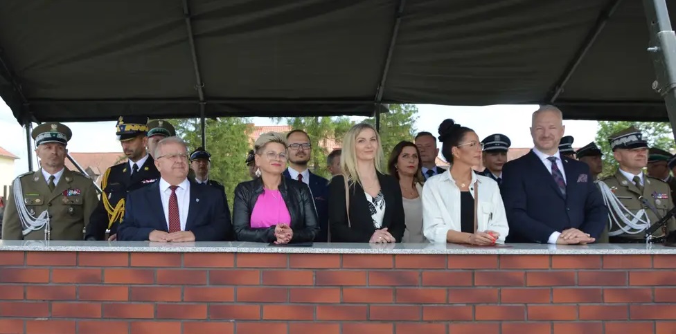 Święto 1 Mazurskiej Brygady Artylerii - delegacja WSB i zaproszeni goście