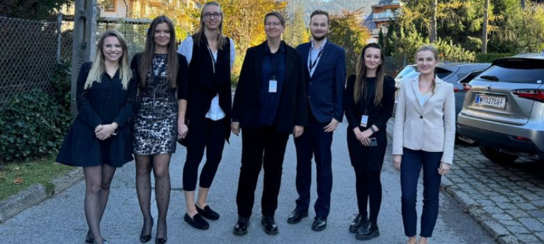 Organizatorzy i uczestnicy na XIX Międzynarodowej Konferencji Naukowej Edukacja XXI wieku