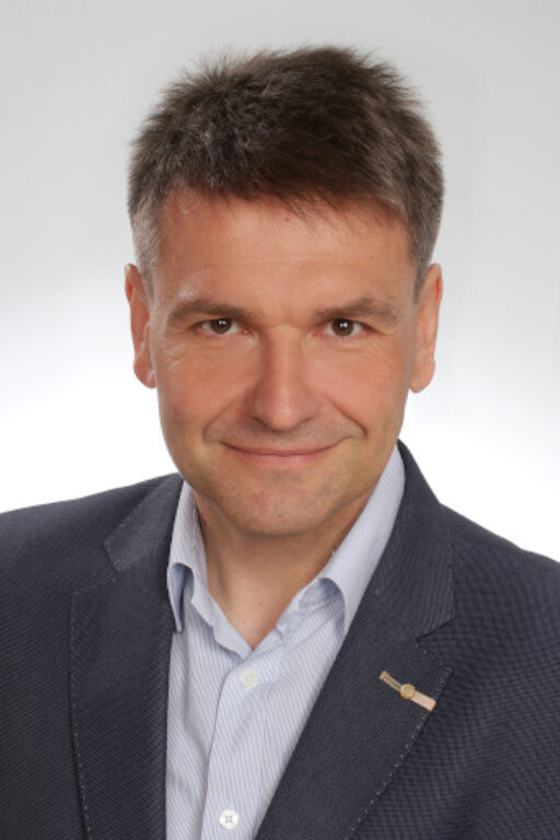 Dr hab. Arkadiusz DYMOWSKI