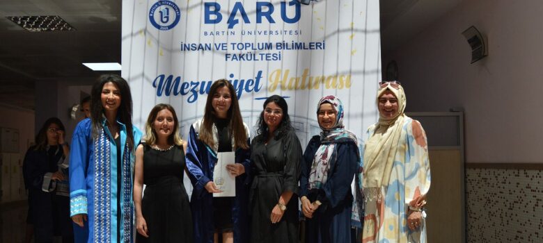 Absolutorium na Bartın University w Turcji